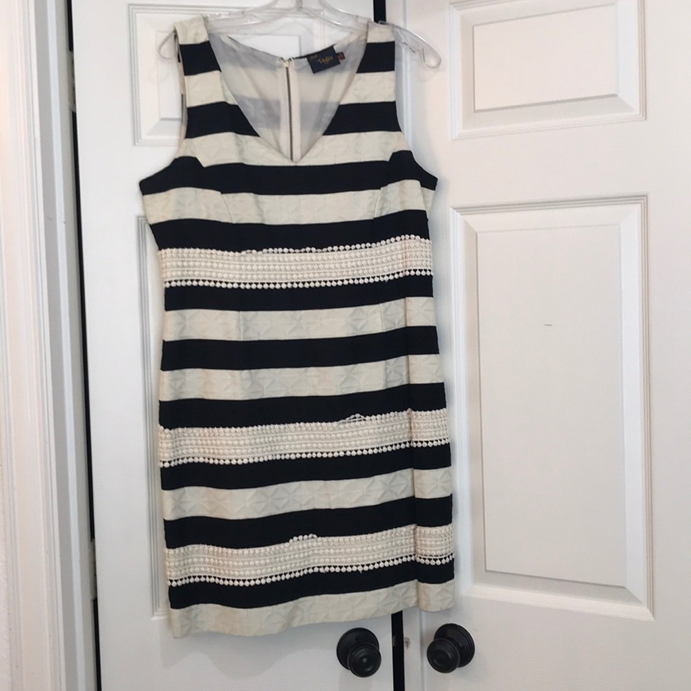 Just Taylor Dress